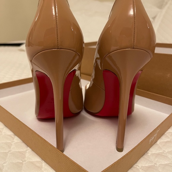 COPY - Christian Louboutin Pumps size 39 NUDE. Brand New - Picture 2 of 4